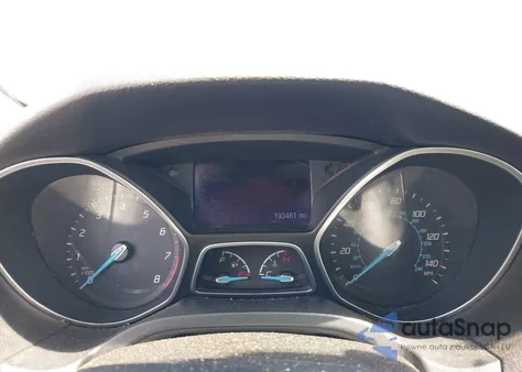 2013 Ford Focus Se z USA, uszkodzony, nr VIN 1FADP3F21DL337195